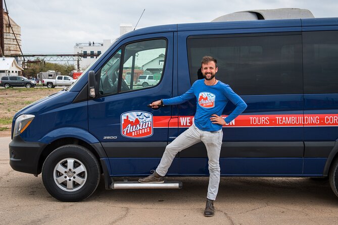 Austin Live Music Crawl - The Music Styles and Audience Experience