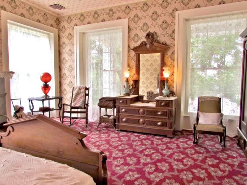 Austin: Neill-Cochran House Museum - Discover Austin’s Oldest Residence Built in 1856