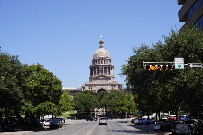 Austin Private Tours  Landmarks & Local Highlights - Mount Bonnell: Austin’s Highest Panoramic Viewpoint