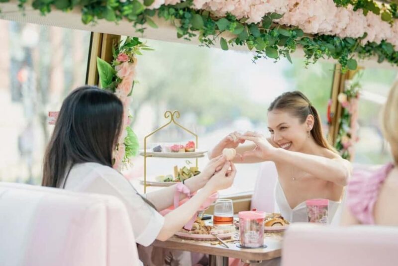 Austin: Tea Around Town Bus Tour with Live Music - Explore Austin’s Iconic Landmarks from the Bus