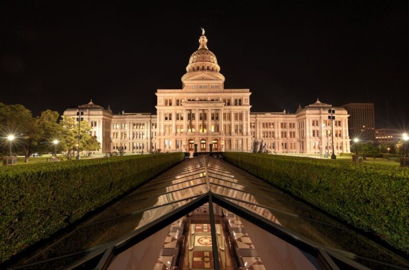 Austin: The Madam's Curse - Exploring Austins Haunted Sites: Driskill Hotel and Old Courthouse