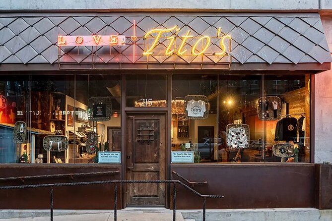 Austin's Afternoon Stroll - Visiting Historic Homes and Cultural Sites