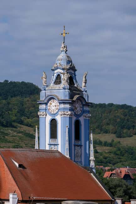 Austria in a day : Salzburg, Melk Abbey, Traunsee - Exploring Dürnstein in the Wachau Valley