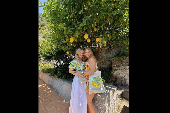 Authentic Amalfi Lemon Tour & Tasting in the Historical Garden - The Extra Delights: Lemon Products and Souvenirs