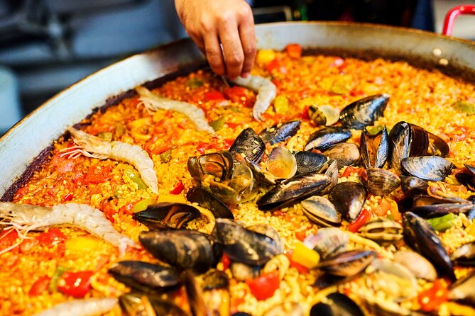 Authentic Barcelona Cooking Class: Market Tour & Paella Workshop - Key Points