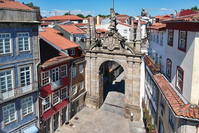 Authentic Braga & Guimarães: Small Historical Group Tour - The Architectural and Spiritual Significance of Braga’s Landmarks