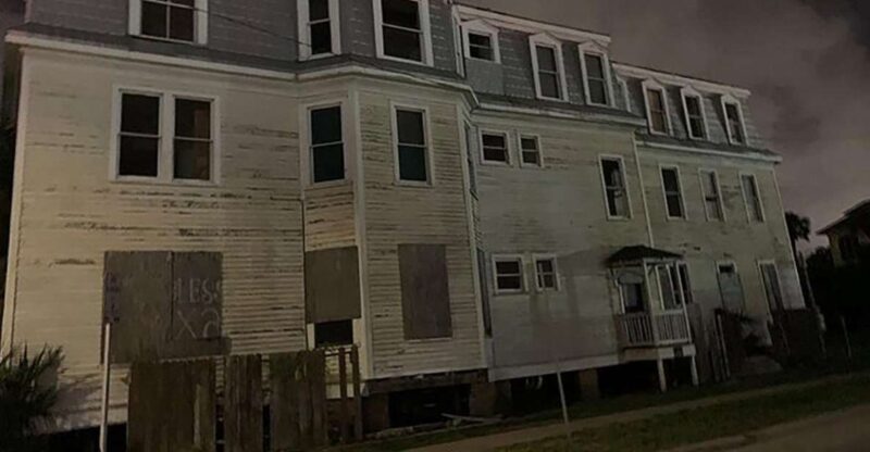 Authentic Galveston Ghost City Tour - Discover Galveston’s Haunted Secrets for $30