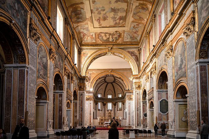 Authentic Naples Street Food Tour With Local Expert Guide - Practical Details: Tour Logistics and Group Size