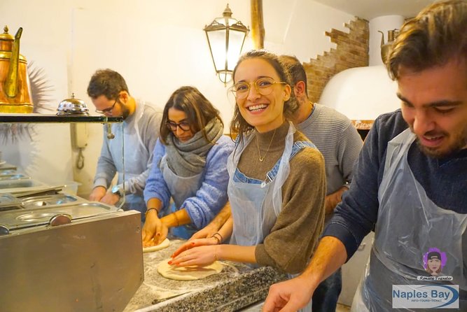 Authentic Pizza Making Class in Naples with Appetizers and Drink - Experience a Hands-On Pizza Making Adventure in Naples