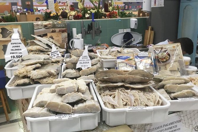 Authentic Porto Food Tour & Market Experience - Guide Experience and Personal Touch