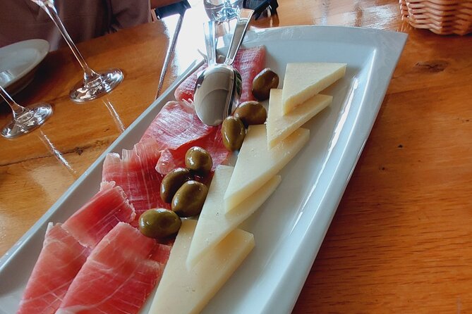 Authentic Private Tour NP Krka With local Lunch and Wine Tasting - Wine Tasting and Farm-to-Table Lunch at Bibich Winery