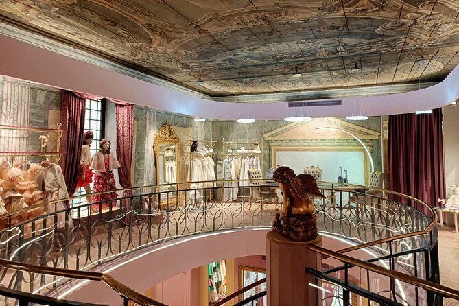 Authentic Roman shopping and fashion experience - The Unique Experience Led by Chiara