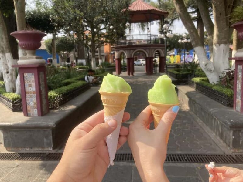 Authentic Veracruz: Guided Hike from Naolinco to Acatlán with Meal - Discovering Naolinco’s Artisanal Heritage and Cemetery