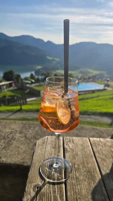 Autumnal Prince's Trail: From Lake Tegernsee to Lake Schliersee with a snack - Catching the Sunset at Schliersbergalm