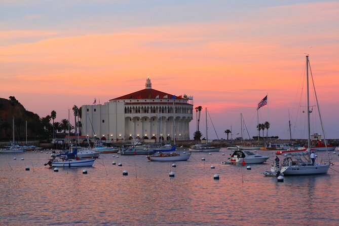 Avalon City: A Self-Guided Audio Tour - Exploring Avalon’s Central Point: Green Pleasure Pier