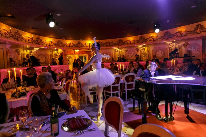 Avanspettacolo: Cabaret Dinner Show in Venice - The Magic and Music: Highlights of the Grand Show