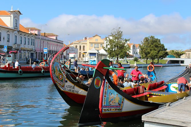 Aveiro Canal Cruise in Traditional Moliceiro Boat - The Itinerary: Exploring Aveiro’s Waterways in 45 Minutes