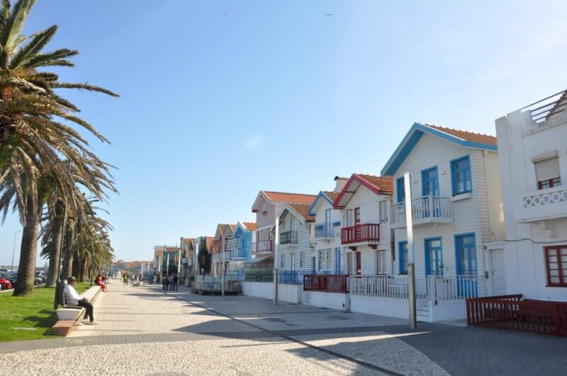 AVEIRO, COSTA NOVA E COIMBRA: Private Tour from Porto - Visiting Costa Nova’s Colorful Houses