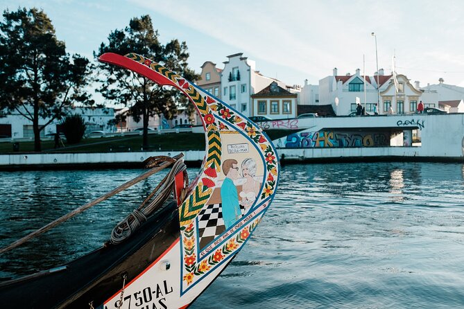 Aveiro with cruise, Costa Nova and Capelha do Senhor da Pedra. - Key Points