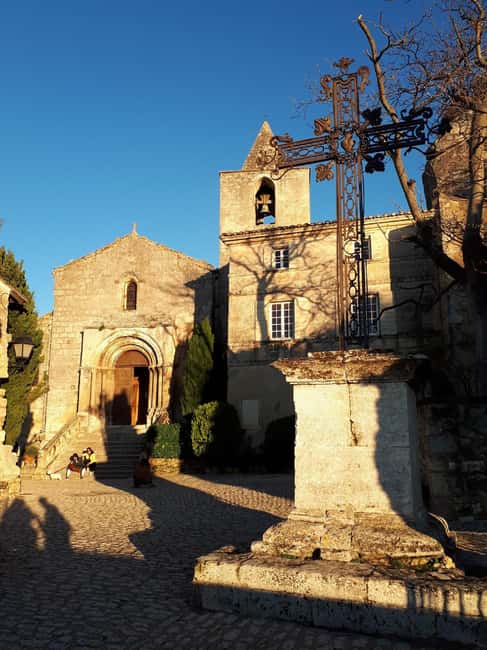 Avignon: Pont du Gard, Saint Remy and Les Baux Half-Day Tour - Physical Requirements and Accessibility