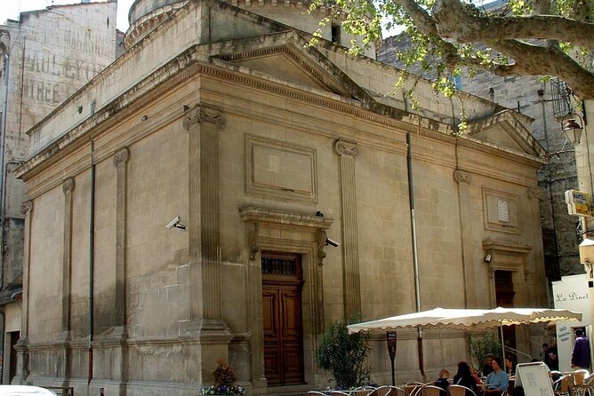 Avignon Scavenger Hunt and Sights Self-Guided Tour - Practical Information on Meeting and Ending Points