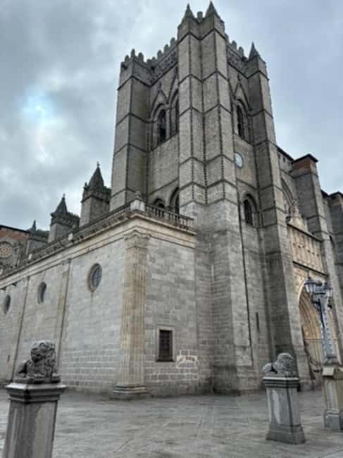 Avila: Private Half-Day Minivan Tour from Madrid - Ávila Cathedral and Santa Teresa de Jesús’s Church