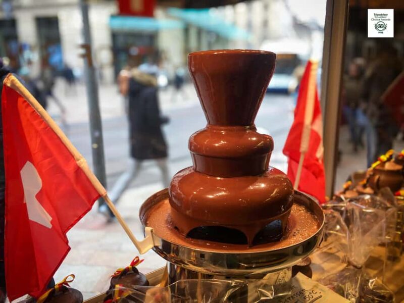 Award-Winning Geneva Chocolate and Old Town Tour with Boat - Discovering Geneva’s Old Town Hidden Gems
