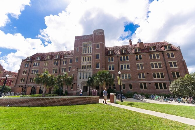 Awesome Scavenger Hunt: The Best of Florida's Capital - Key Points