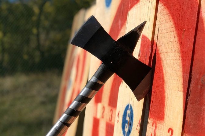 Ax Throw - 2h - PREMIUM - Exciting Ax Throwing Adventure in Madrid for $32.38