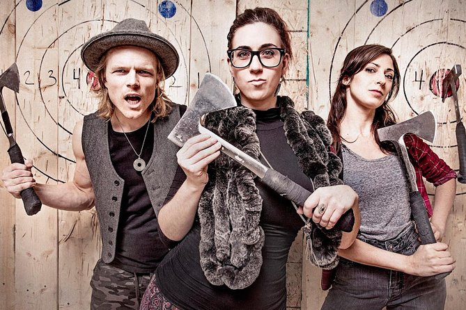 Axe Throwing in Indianapolis - Exciting and Affordable Axe Throwing in Indianapolis