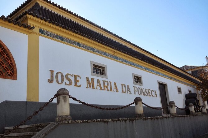 Azeitão Wines Tour and Stunning View Lisbon - Convenient Logistics with Pickup and Private Transport