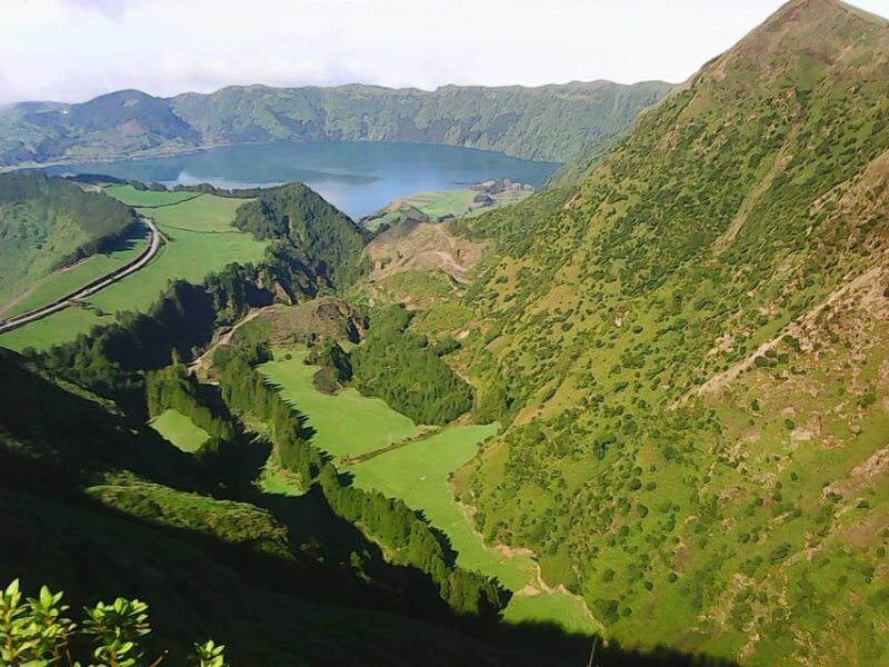 Azores Guided Tour to Volcano and Crater of Sete Cidades - Key Points