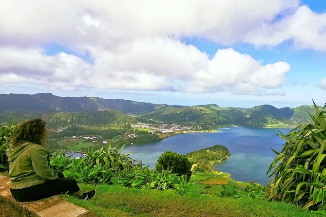 Azores: Shore Excursion Sete Cidades - Blue & Green Twin Crater Lakes - Practical Details: Meeting Point, Timing, and Group Size