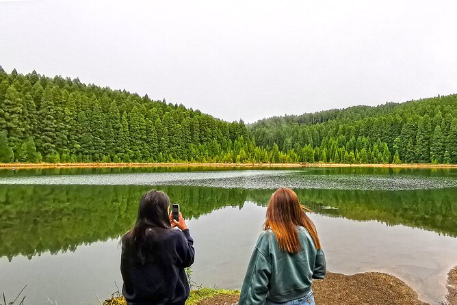 Azores: Shore Excursion Sete Cidades - Blue & Green Twin Crater Lakes - The Role of Guides and Personalized Service