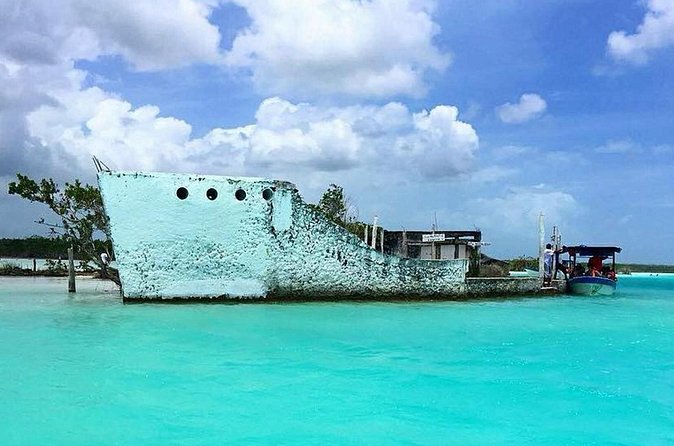 Bacalar Lagoon of 7 Colors from Playa del Carmen and Tulum - Transportation and Group Size