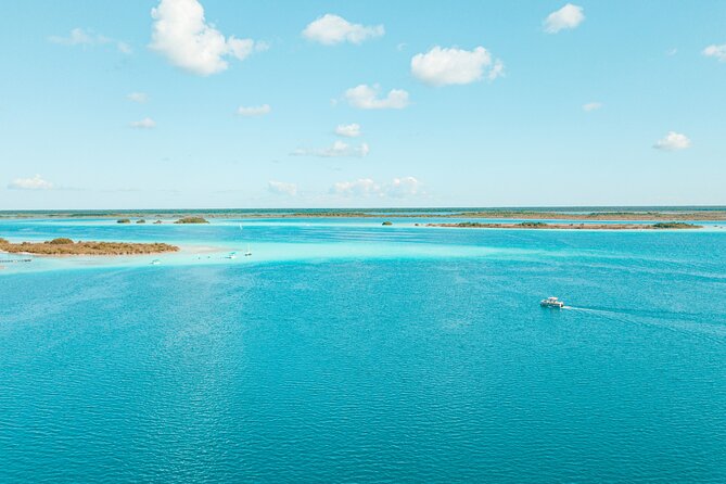 Bacalar Lagoon Private Transportation (Cruise Ships) - Logistics of Meeting and Departing in Costa Maya