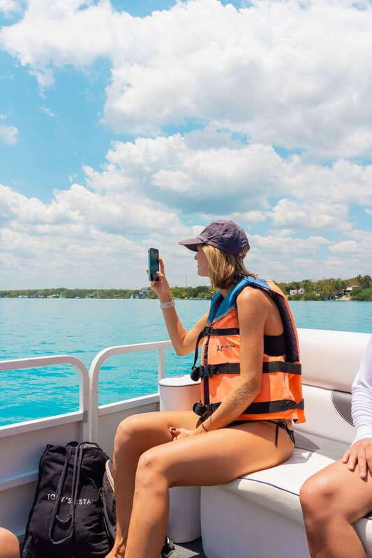 Bacalar: Lake of Seven Colors Pontoon Tour with Fruit - Meeting Point and Logistics