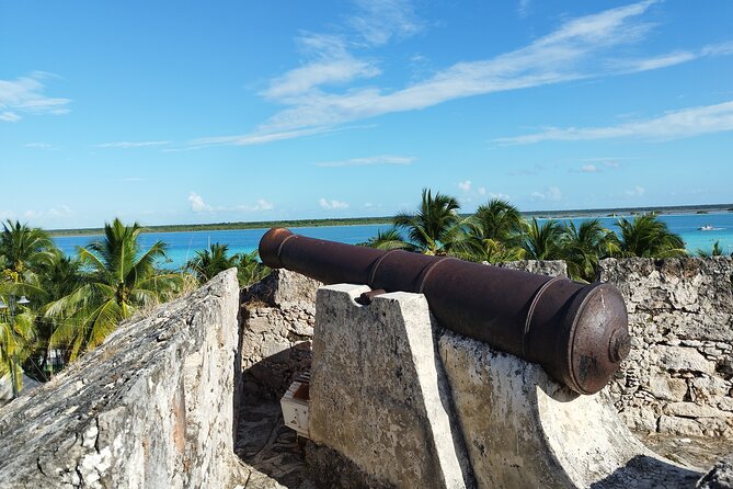 Bacalar Legends and Colors (From Tulum) - Lunch, Snacks, and Water Included