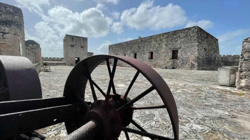 Bacalar: mayas, spaniards, pirates and war of the castes. - Accessibility and Booking Flexibility