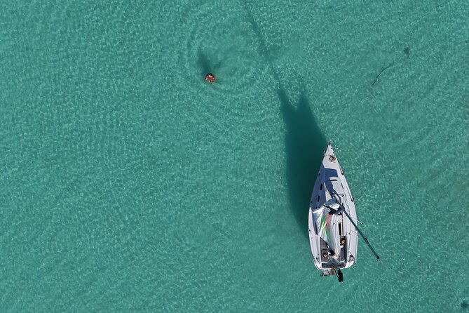 Bacalar Private Sailing Tour Open Bar with Pick Up - Snorkeling at Cenote Esmeralda