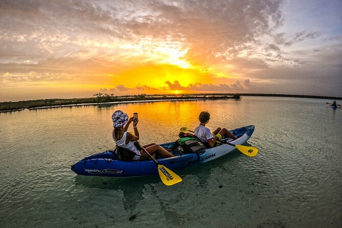 Bacalar Sunrise in Kayak - Discovering the Canal de los Piratas and Snorkeling Fun