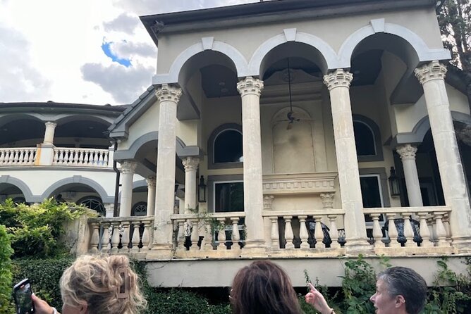 Bach Party Boat on Lake Austin 4 hours Up to 12 guests - Relaxing and Dining at Ski Shores Cafe