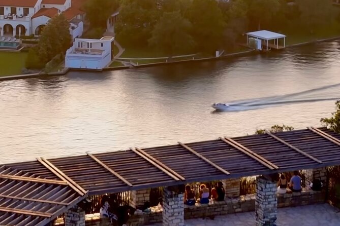 Bach Party Boat on Lake Austin 4 hours Up to 12 guests - The Experience with Captain Tom