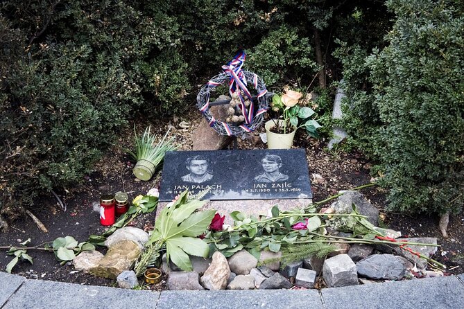 Back to Communism Walking Tour - Insights from Guides Who Lived Through It