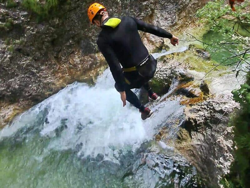 Bad Goisern: Canyoning tour for beginners and advanced participants in the Salzkammergut - Logistics and Practical Details for Participants