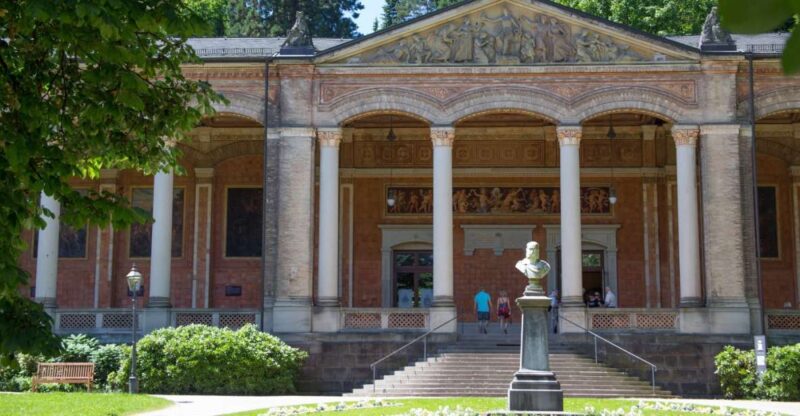Baden-Baden: Auf den Spuren berühmter Frauen - Guided Tour in German: What to Expect