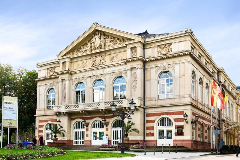 Baden-Baden Private walking tour - Exploring the Trinkhalle’s Corinthian Facade and Murals