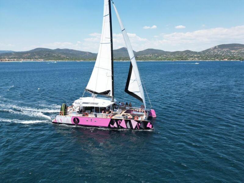 Baden: Gulf of Morbihan Exploration by Catamaran - Navigating the Gulf and the Bay of Quiberon