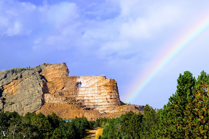 Badlands Alive: A Day in Wild and Wondrous Lands - Fossil Exhibit Trail: A Hands-On Look at Prehistoric Life