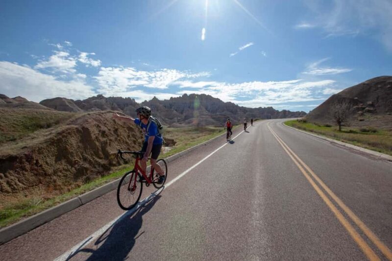 Badlands National Park: Private Bike/E-Bike Tour with Lunch - From Rapid City to the Heart of the Badlands on a Private Bike Tour